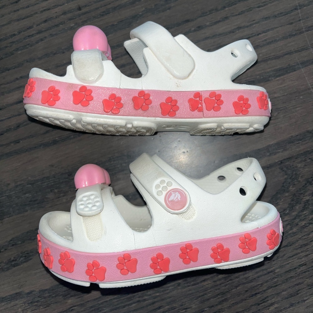 Crocs: Kids’ Crocband Cruiser Pet Sandal - Picture 4 of 6